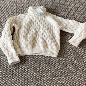 Cream H & M sweater NEW